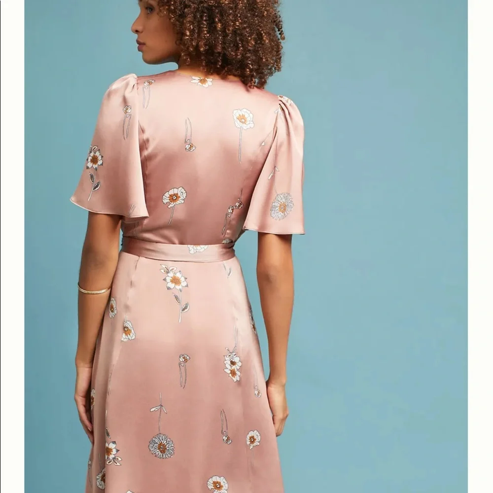 Nwt🌺Anthropologie printed wrap dress size L - Picture 3 of 3